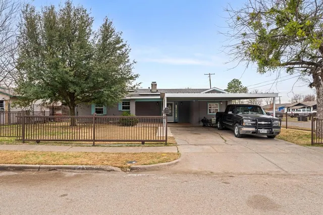 $230,000 | 1530 Carson Drive, Mesquite, TX 75149