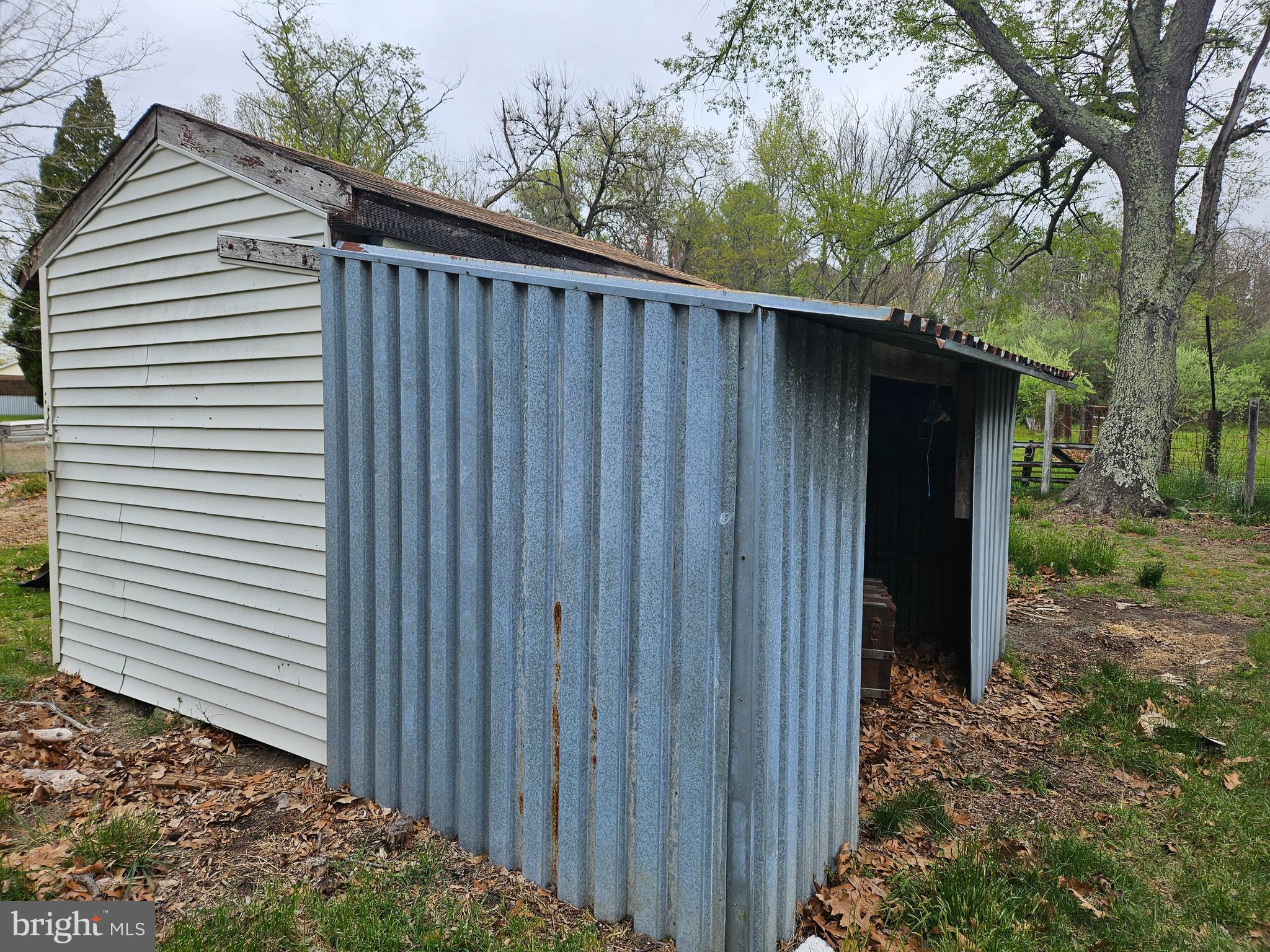 271 Blue Anchor Road Sicklerville, NJ 08081 - Photo 35 of 45 Storage Sheds