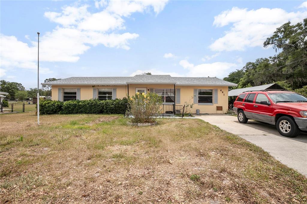 441 East Kicklighter Road Lake Helen, FL 32744 - Photo 2 of 25 Gallery Image 2