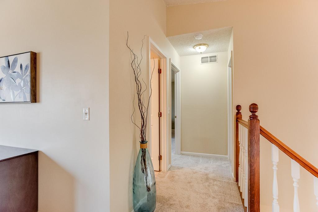 4663 Beacon Hill Road Eagan, MN 55122 - Photo 23 of 59 Gallery Image 23
