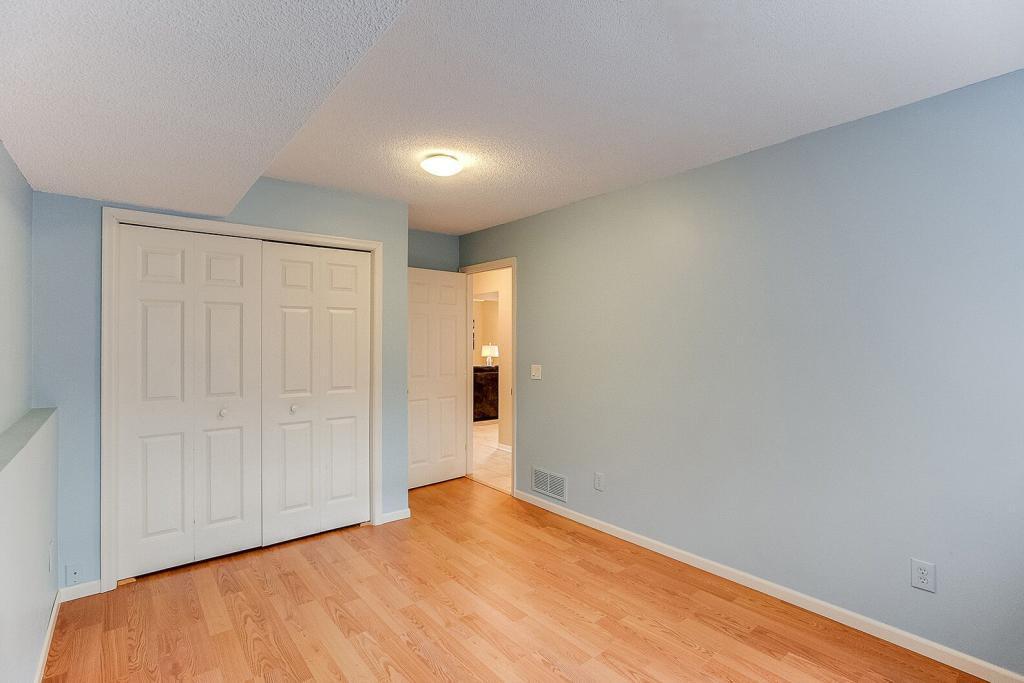 4663 Beacon Hill Road Eagan, MN 55122 - Photo 36 of 59 Gallery Image 36