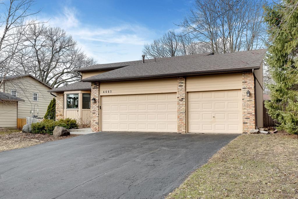 4663 Beacon Hill Road Eagan, MN 55122 - Photo 46 of 59 Gallery Image 46