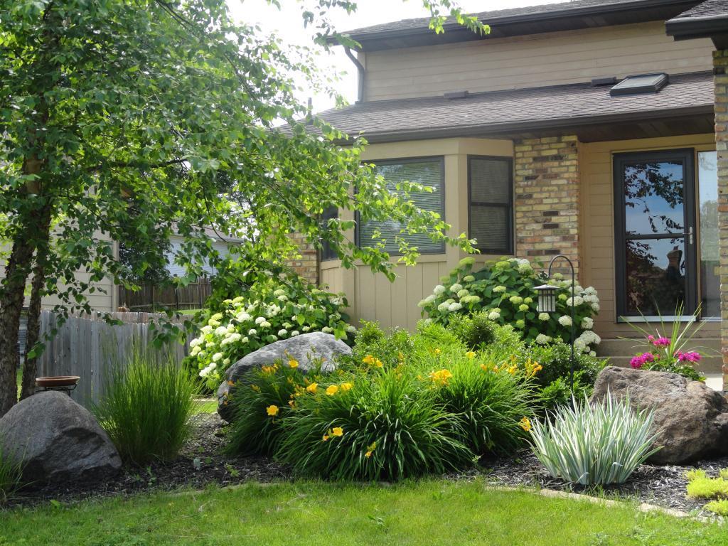 4663 Beacon Hill Road Eagan, MN 55122 - Photo 52 of 59 Gallery Image 52