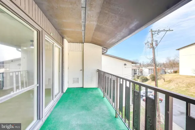 $149,900 | 3140 Brinkley Road, Unit 304, Temple Hills, MD 20748