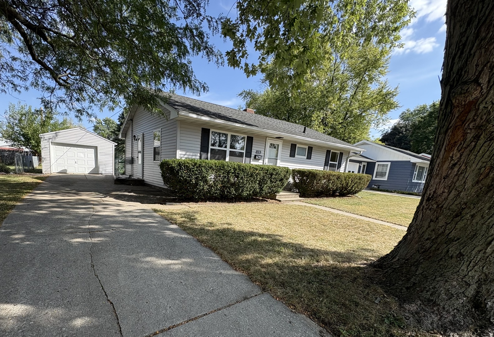 1176 Westview Drive Rochelle, IL 61068 - Photo 2 of 21 Gallery Image 2