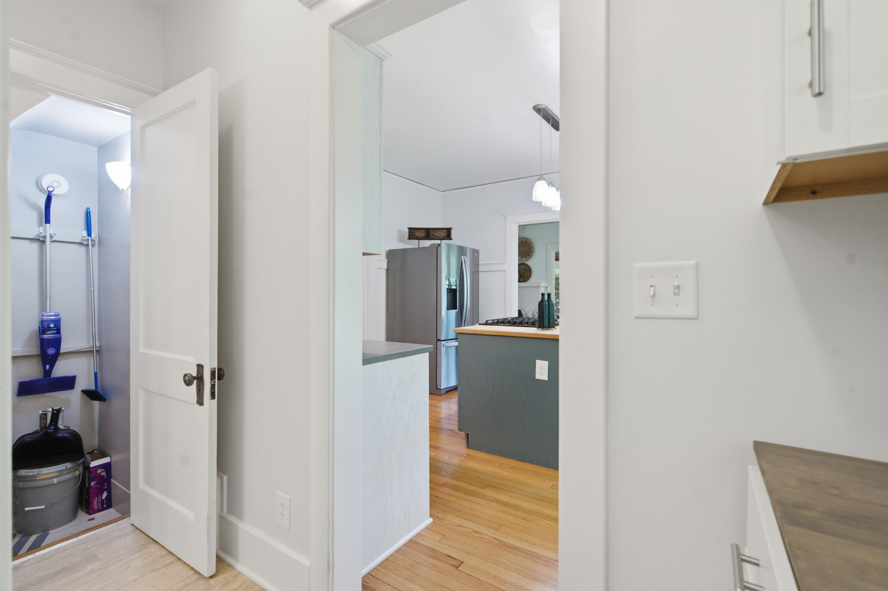 2125 Ridge Road Kalamazoo, MI 49008 - Photo 24 of 46 DSC06332