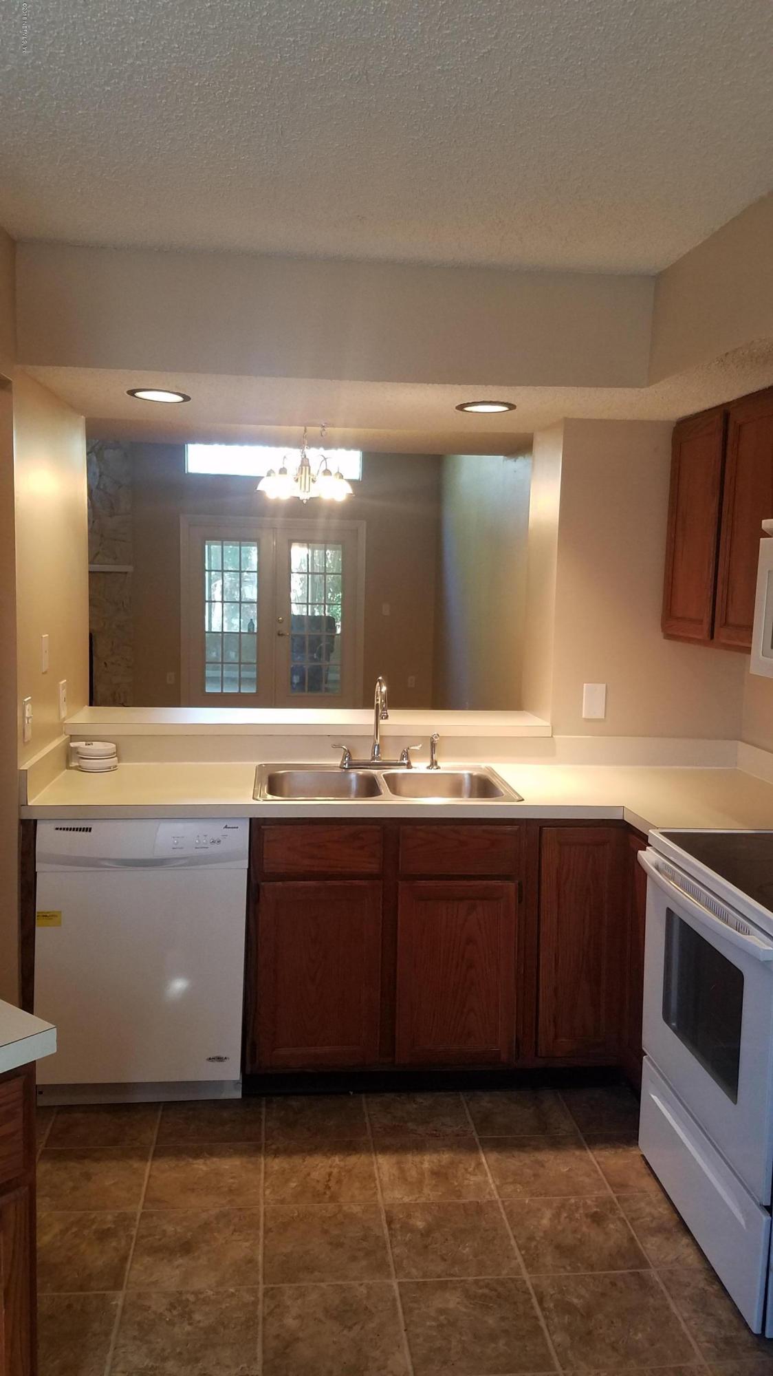 11757 Wattle Tree Road North Jacksonville, FL 32246 - Photo 7 of 22 20181127_120636