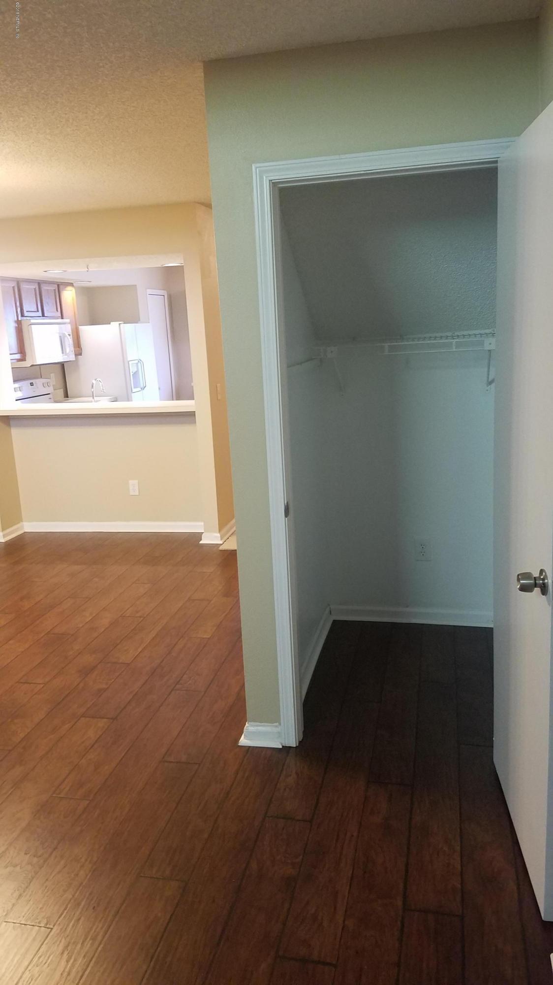 11757 Wattle Tree Road North Jacksonville, FL 32246 - Photo 10 of 22 20181127_121009