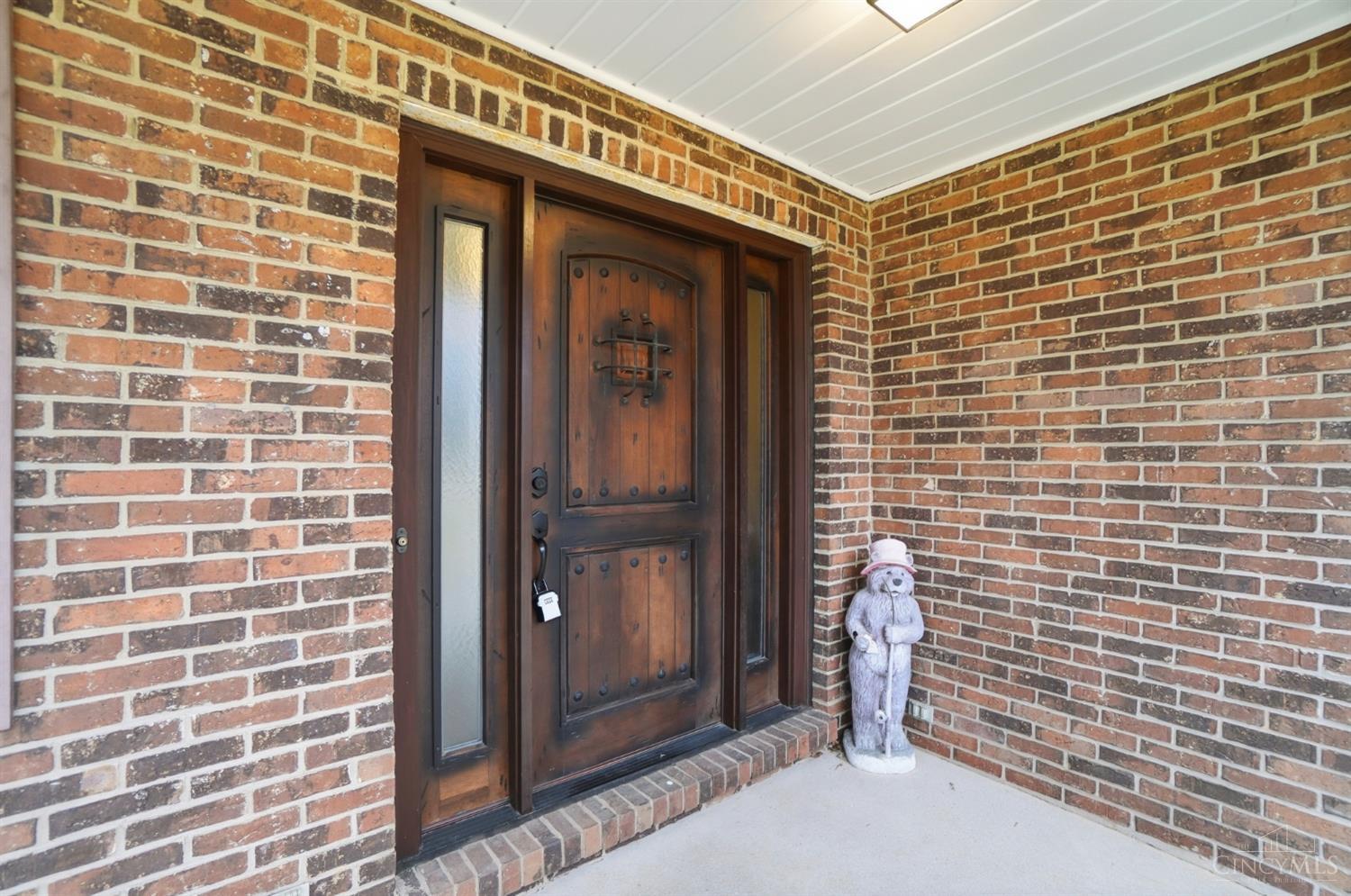5285 Yeatman Road Cincinnati, OH 45252 - Photo 6 of 72