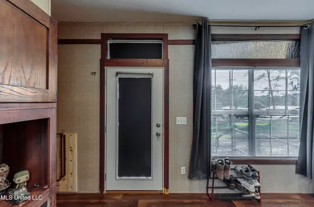 $152,000 | 326 Lake Harbor Road, Brandon, MS 39047