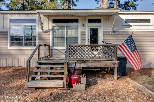 $152,000 | 326 Lake Harbor Road, Brandon, MS 39047