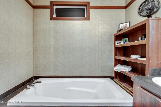 $152,000 | 326 Lake Harbor Road, Brandon, MS 39047