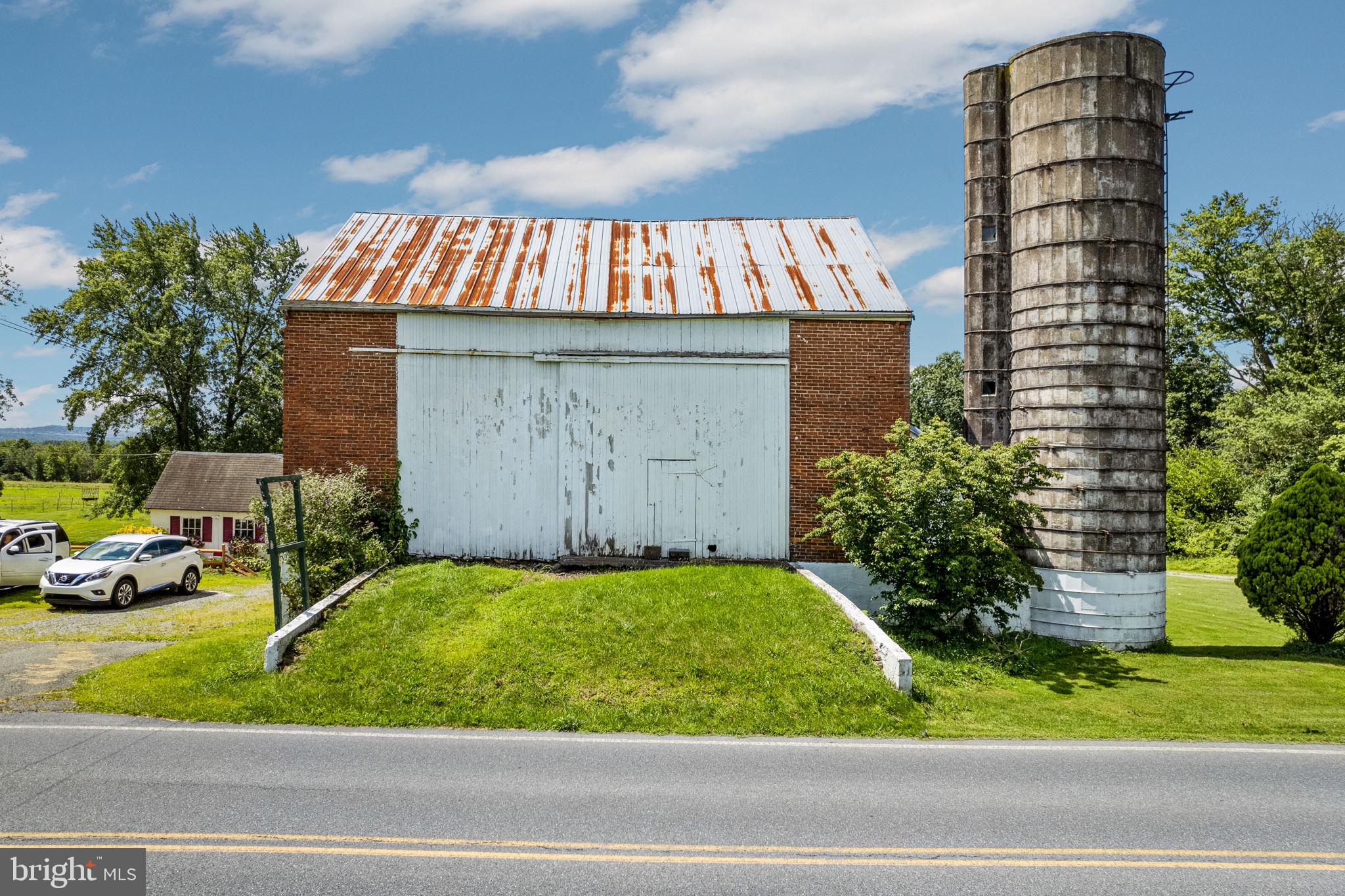1908 Hoffmansville Road Frederick, PA 19435 - Photo 17 of 53