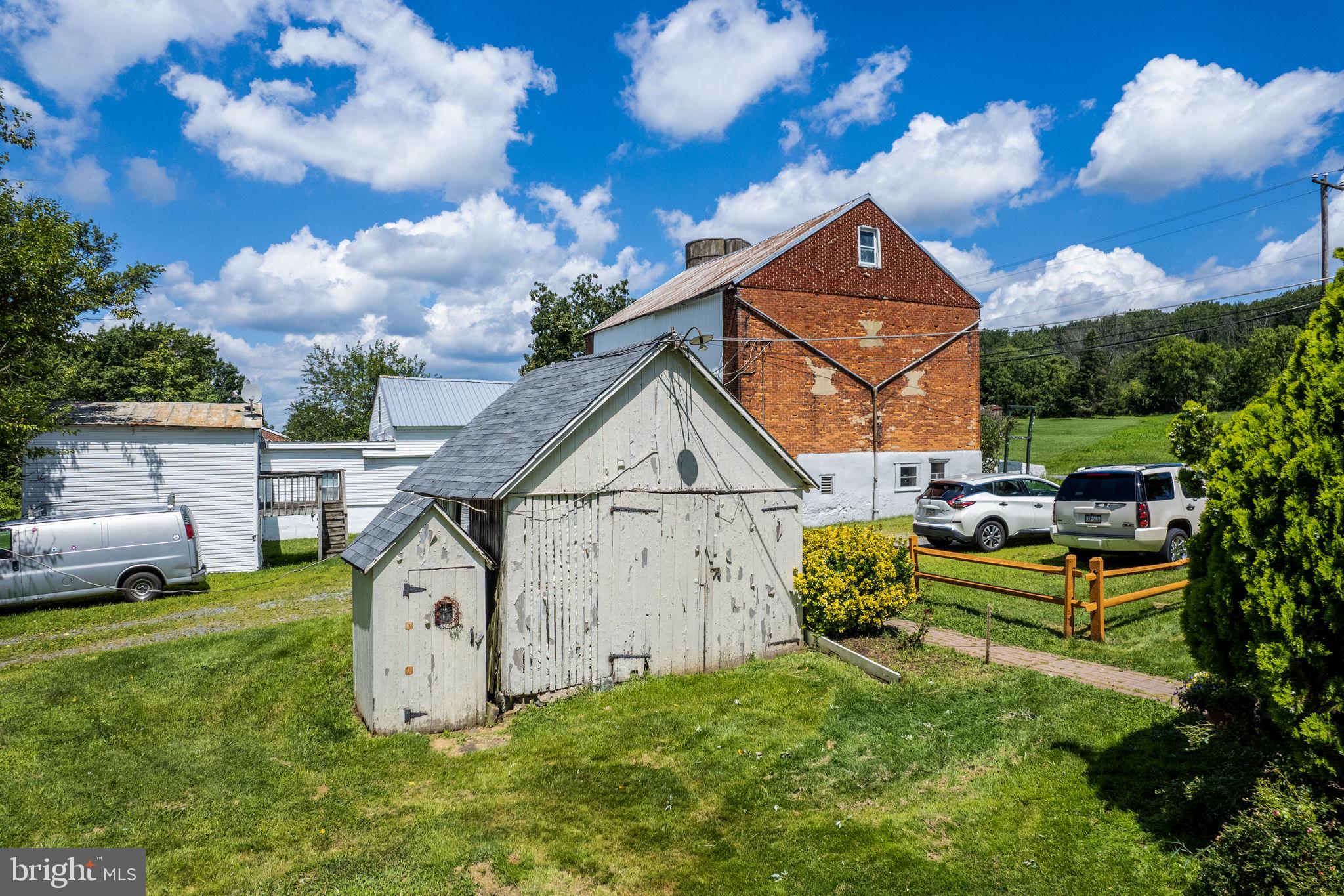 1908 Hoffmansville Road Frederick, PA 19435 - Photo 19 of 53