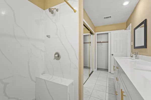 $2,050 | 4411 Leyland Drive, Pearland, TX 77584