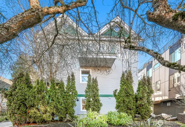 $669,950 | 407 North 49th Street, Unit A, Seattle, WA 98103