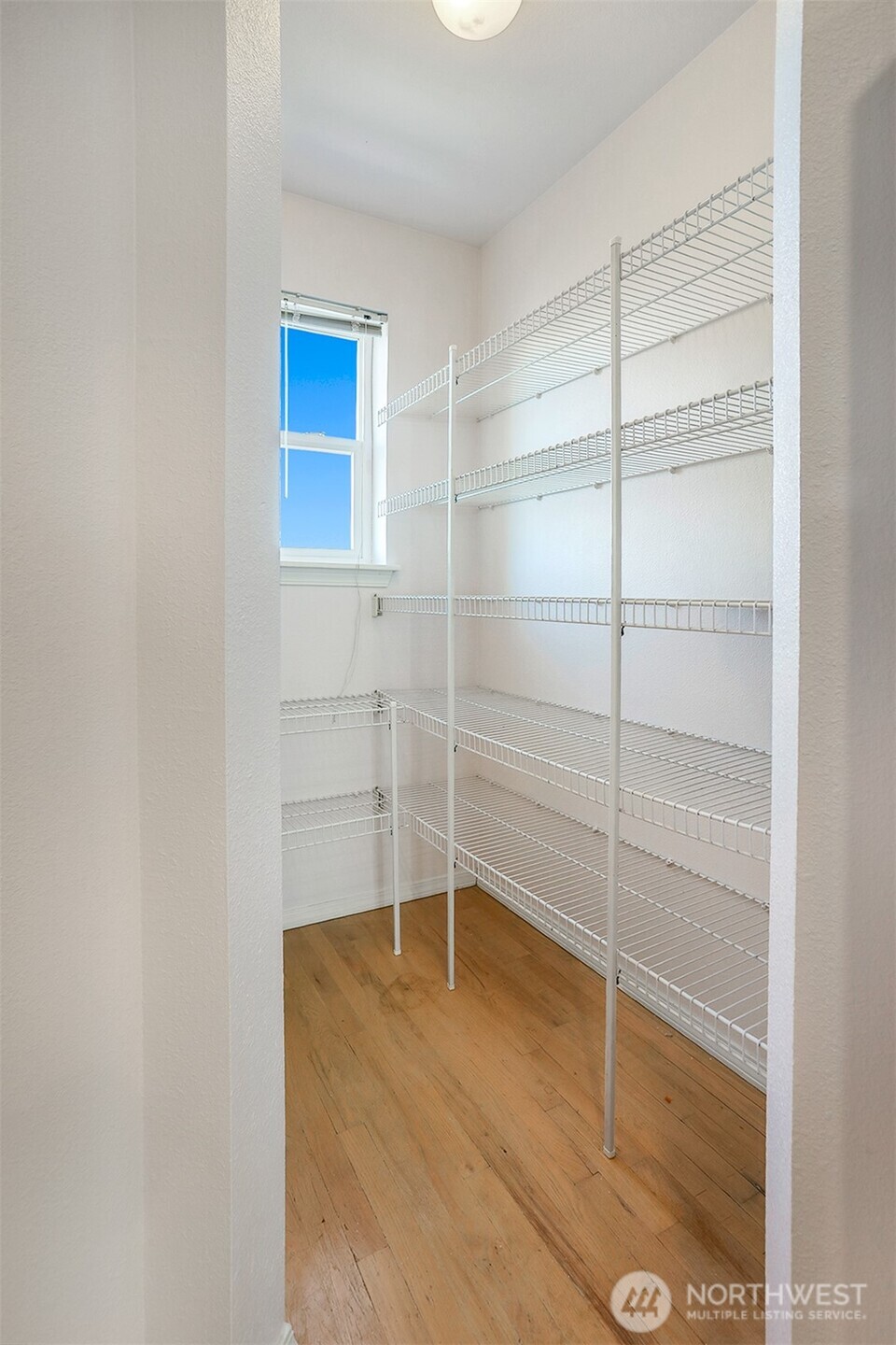 407 North 49th Street, Unit A Seattle, WA 98103 - Photo 17 of 31