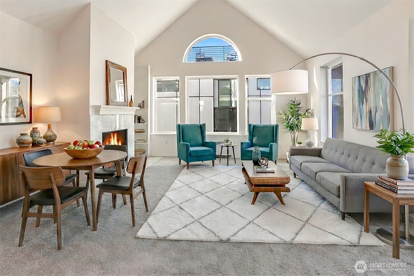 407 North 49th Street, Unit A Seattle, WA 98103 - Photo 5 of 31