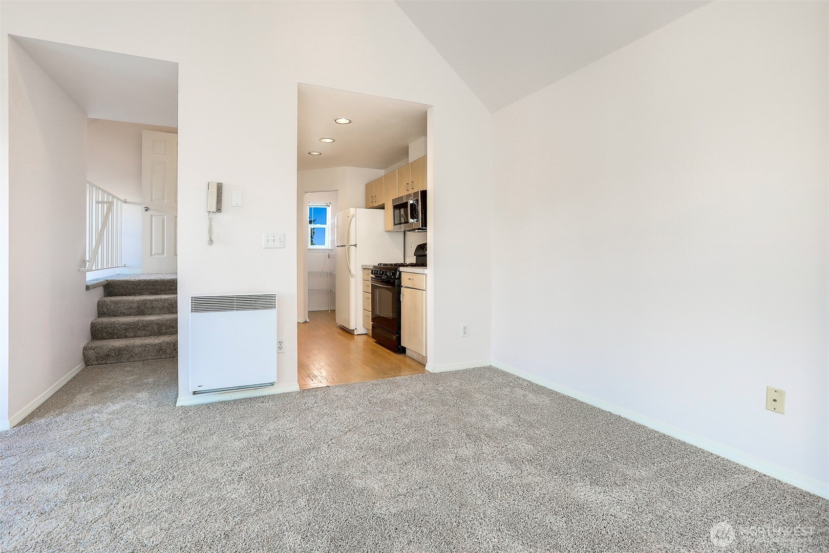 407 North 49th Street, Unit A Seattle, WA 98103 - Photo 8 of 31