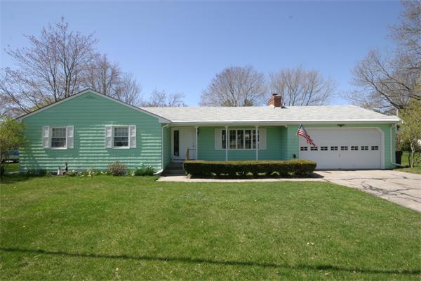 2 North Highland Road Norton, MA 02766 - Photo 1 of 23 Gallery Image 1