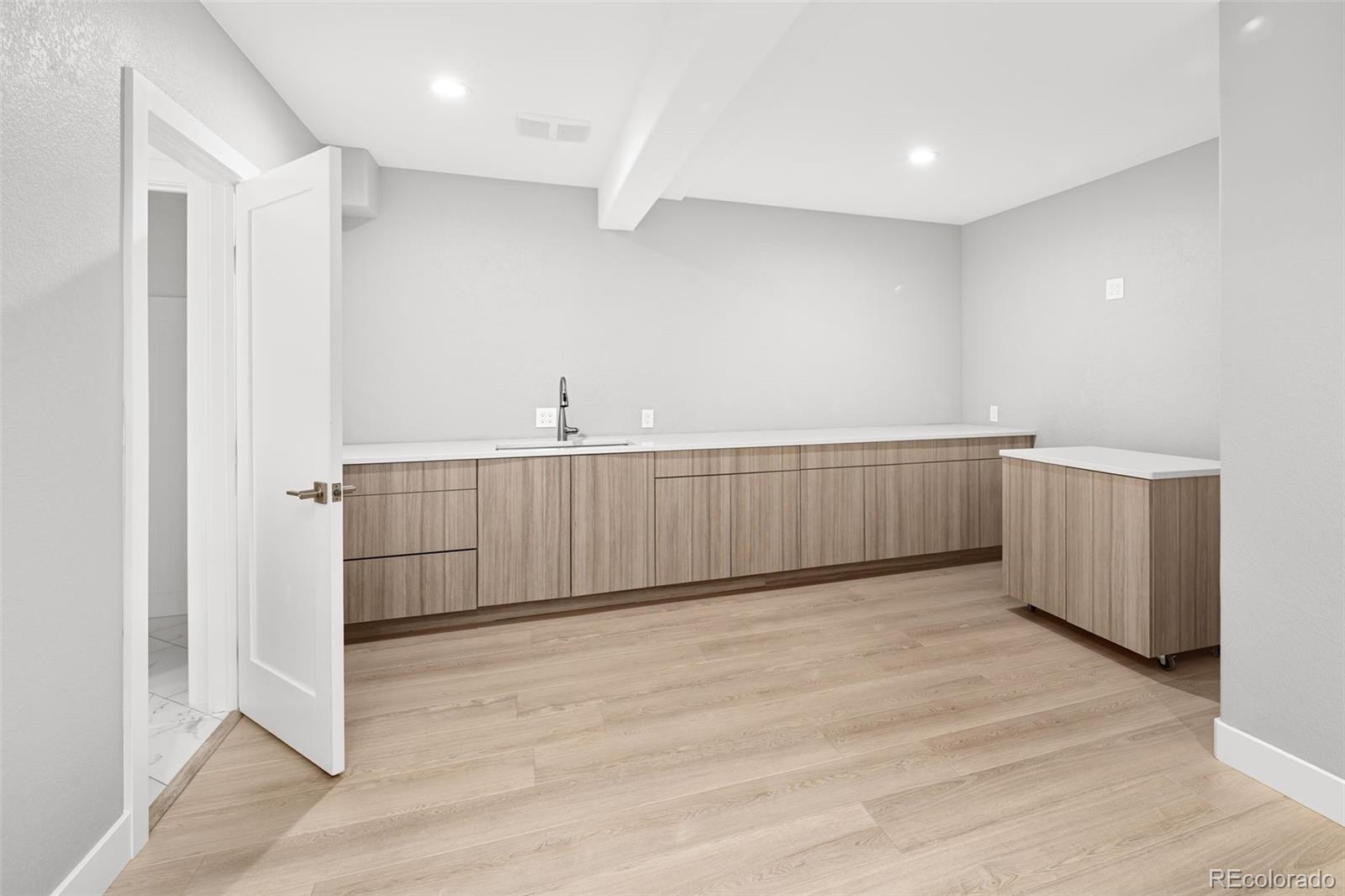 7400 South Genoa Circle Centennial, CO 80016 - Photo 38 of 50 a view of an empty room