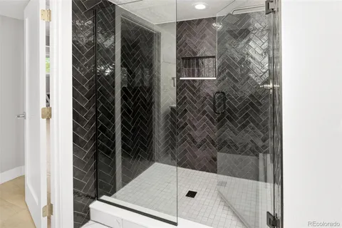 $1,588,900 | 7400 South Genoa Circle, Centennial, CO 80016