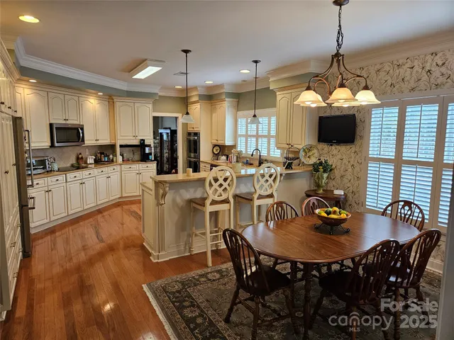 $575,000 | 800 Warrington Place, Rock Hill, SC 29732