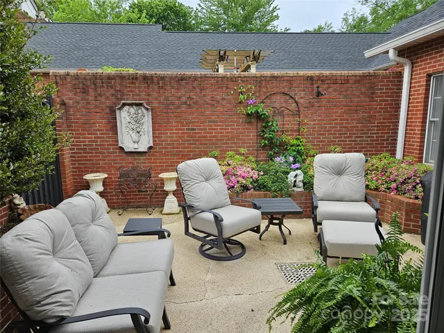 $575,000 | 800 Warrington Place, Rock Hill, SC 29732