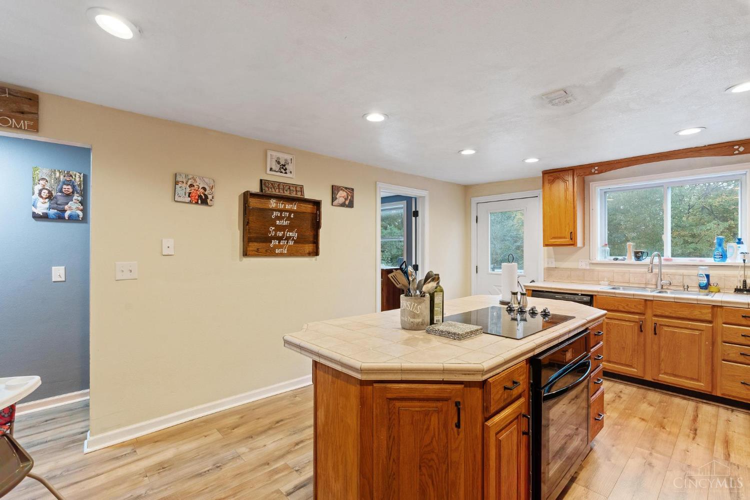 7560 Pea Ridge Road Hillsboro, OH 45133 - Photo 13 of 33