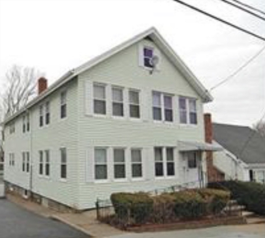 11 Bateman Street, Unit 1 Boston, MA 02131 - Photo 2 of 6