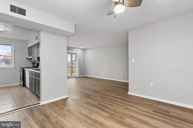 $1,195 | 4341 Carlisle Pike, Unit C4, Camp Hill, PA 17011