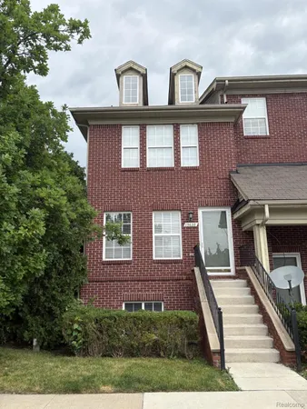 $1,600 | 15628 Stone Crossing Drive, Southfield, MI 48075
