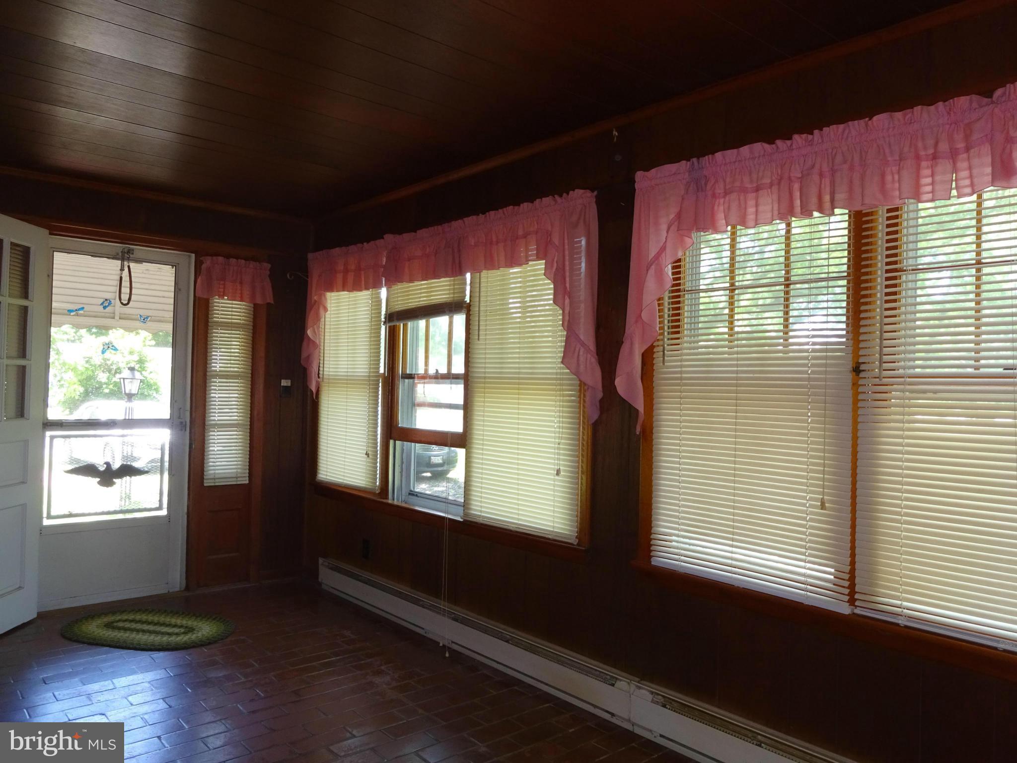103 Sandy Hill Road Cambridge, MD 21613 - Photo 5 of 30 Interior (General)