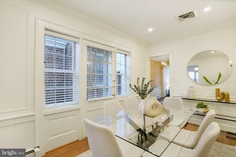 $1,229,000 | 625 South St Asaph Street, Alexandria, VA 22314