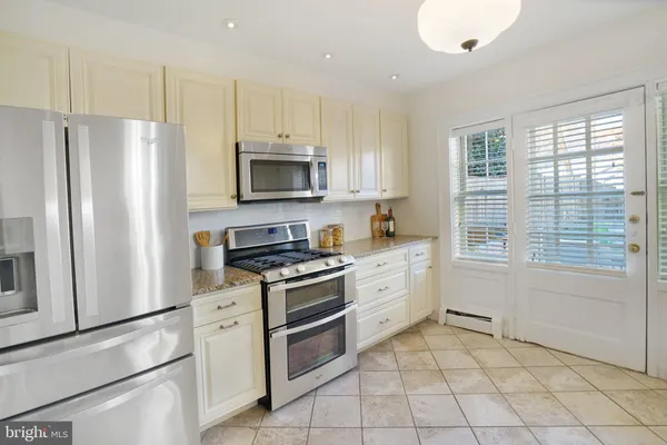 $1,199,000 | 625 South St Asaph Street, Alexandria, VA 22314