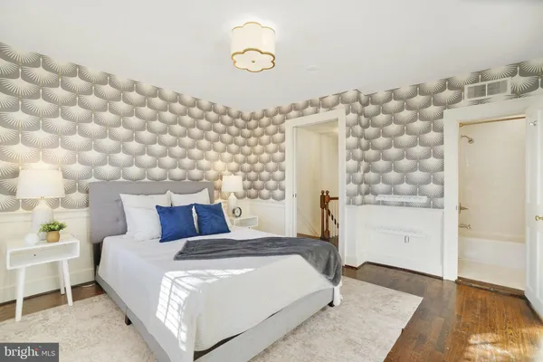 $1,199,000 | 625 South St Asaph Street, Alexandria, VA 22314
