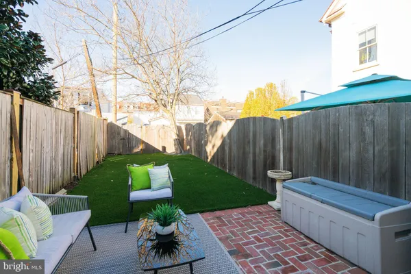 $1,199,000 | 625 South St Asaph Street, Alexandria, VA 22314