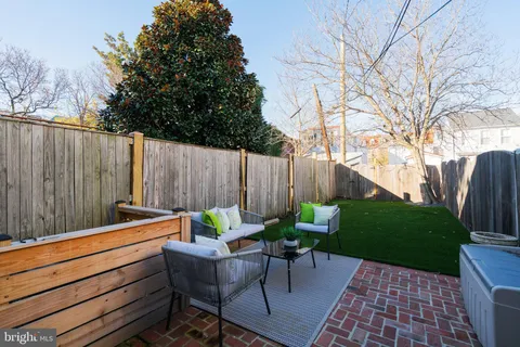 $1,229,000 | 625 South St Asaph Street, Alexandria, VA 22314