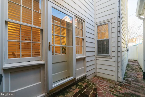 $1,199,000 | 625 South St Asaph Street, Alexandria, VA 22314