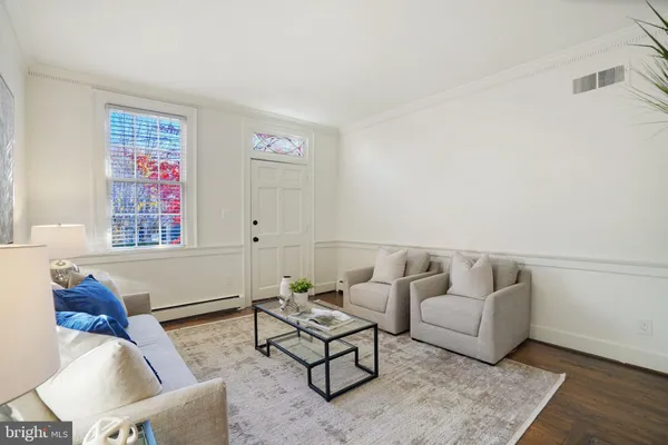 $1,199,000 | 625 South St Asaph Street, Alexandria, VA 22314
