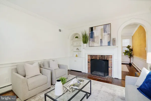 $1,199,000 | 625 South St Asaph Street, Alexandria, VA 22314