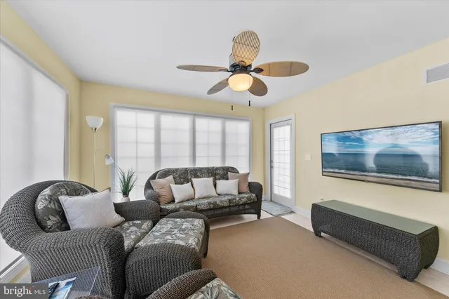 $639,000 | 33856 Waterside Drive, Frankford, DE 19945