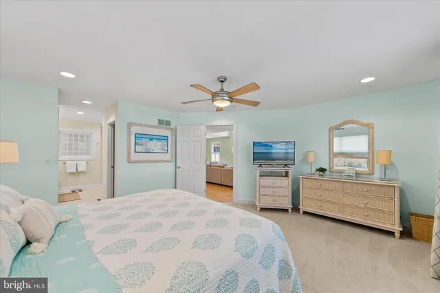 $639,000 | 33856 Waterside Drive, Frankford, DE 19945