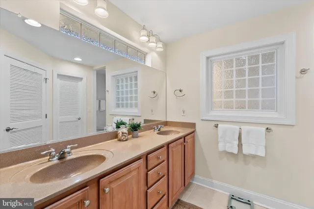 $639,000 | 33856 Waterside Drive, Frankford, DE 19945