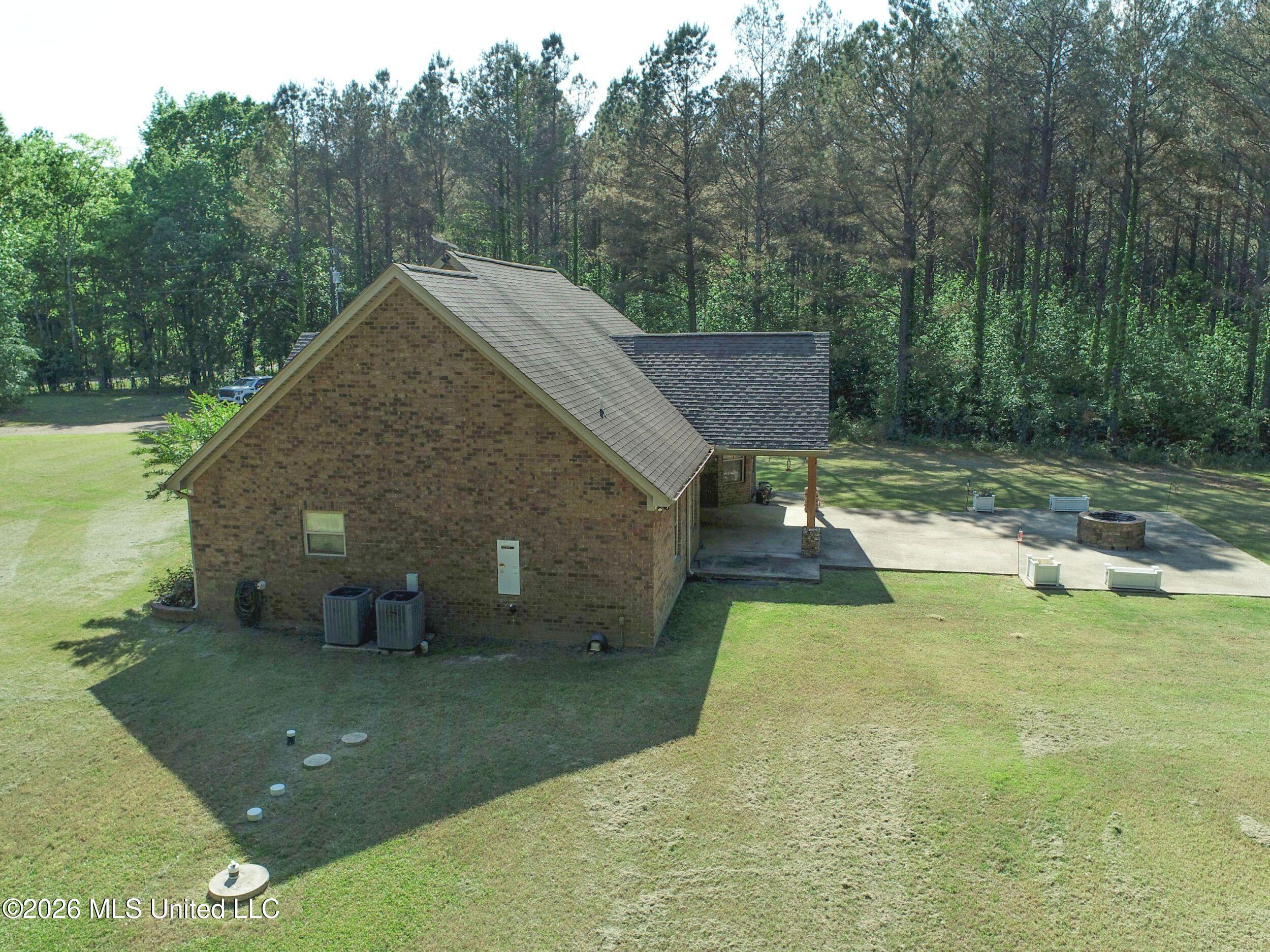 1407 McClyde Road Como, MS 38619 - Photo 18 of 110 2brmcld28