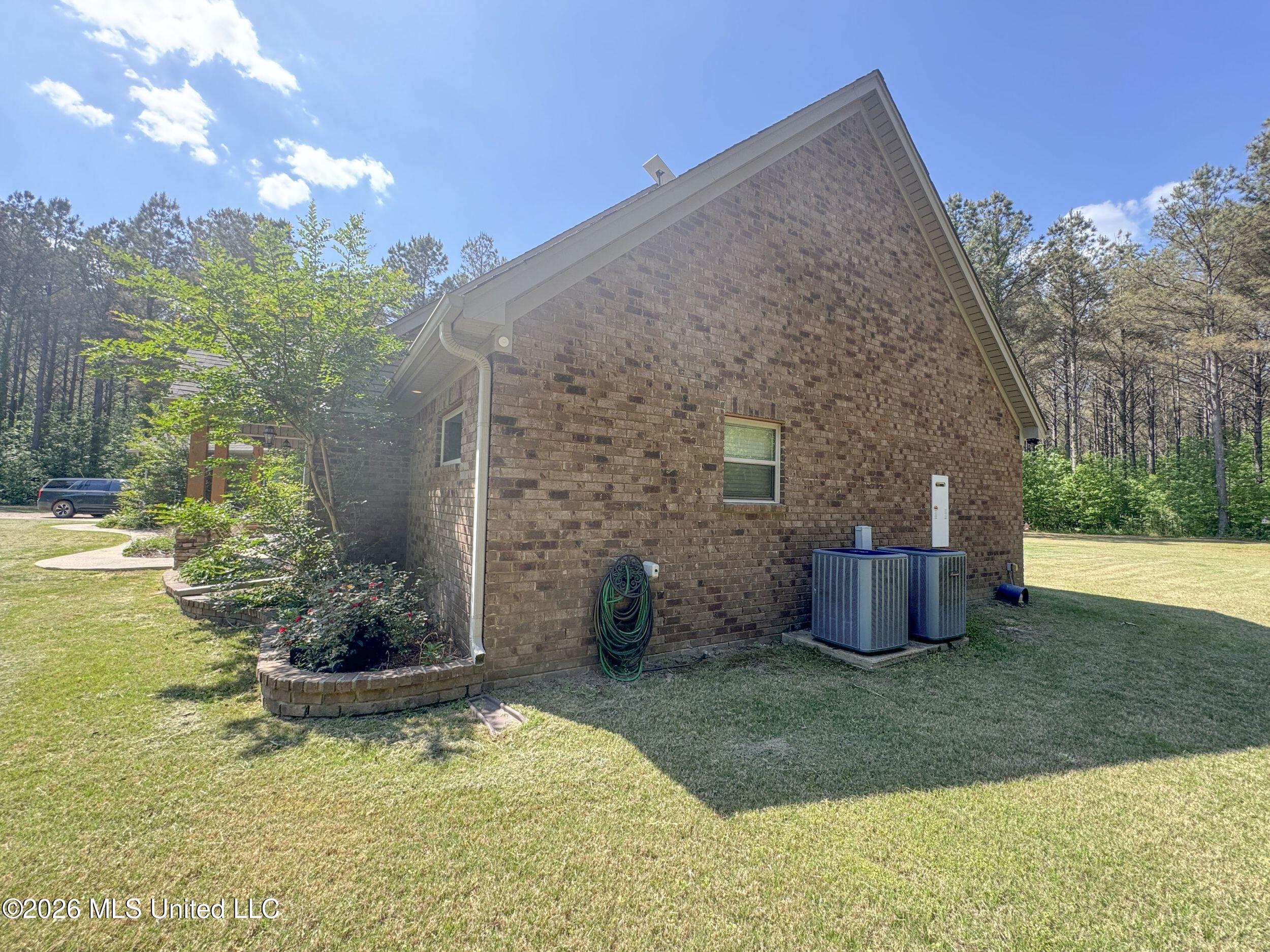 1407 McClyde Road Como, MS 38619 - Photo 26 of 110 4brmcld5