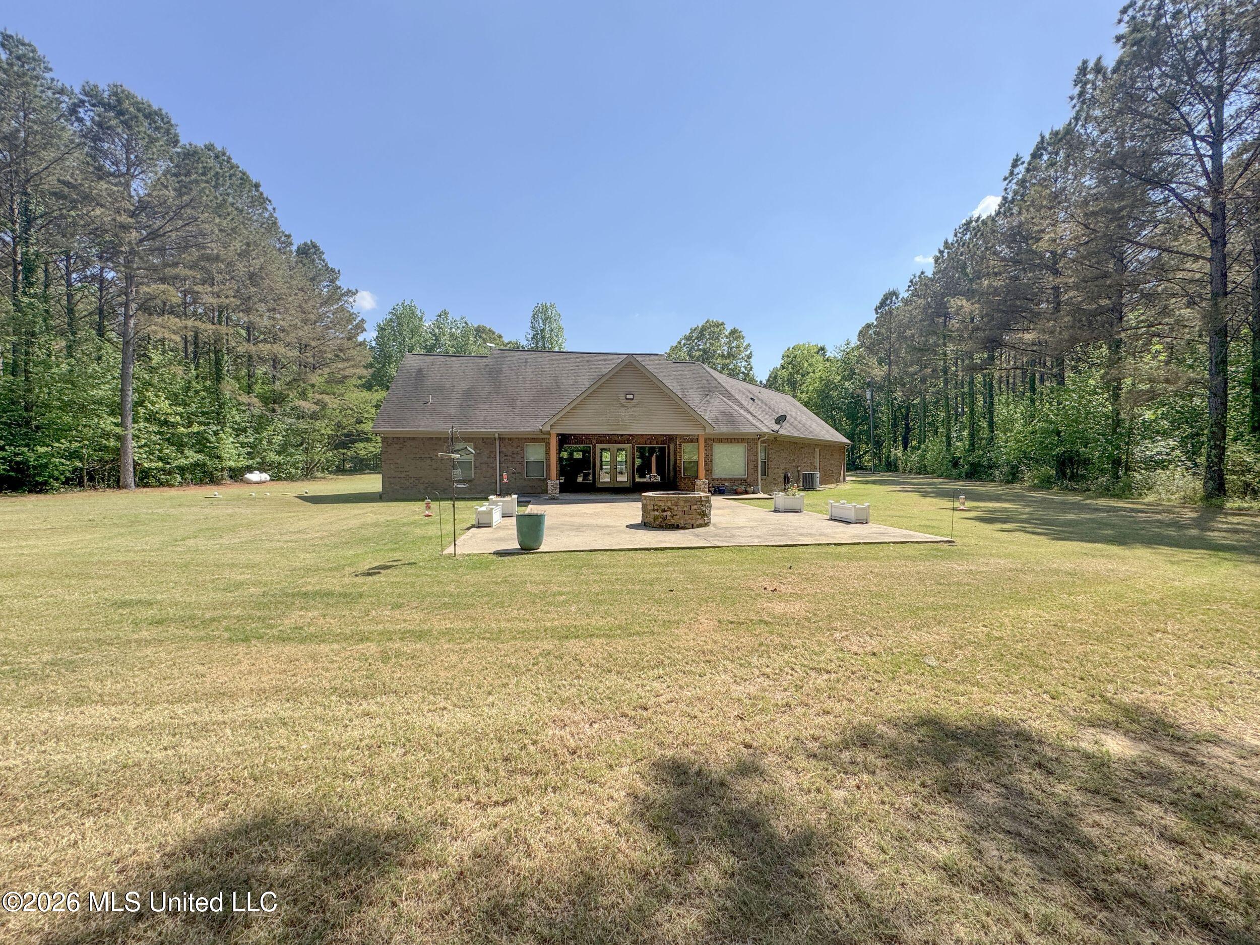1407 McClyde Road Como, MS 38619 - Photo 30 of 110 4brmcld10