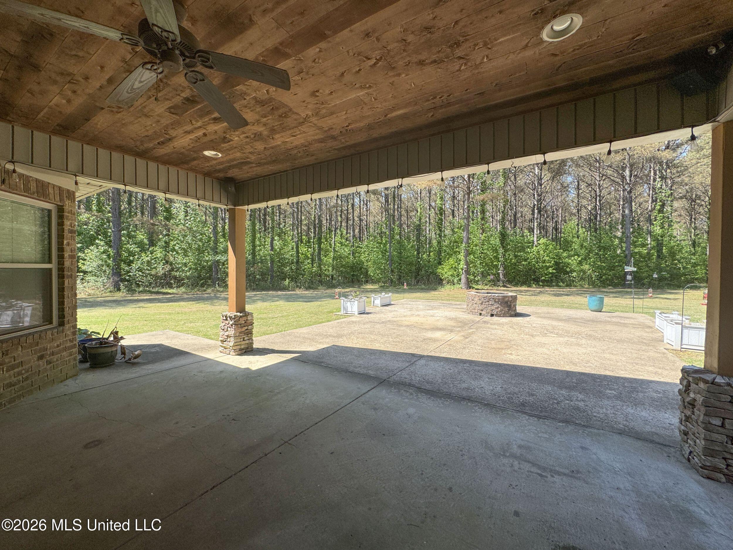 1407 McClyde Road Como, MS 38619 - Photo 38 of 110 4brmcld19