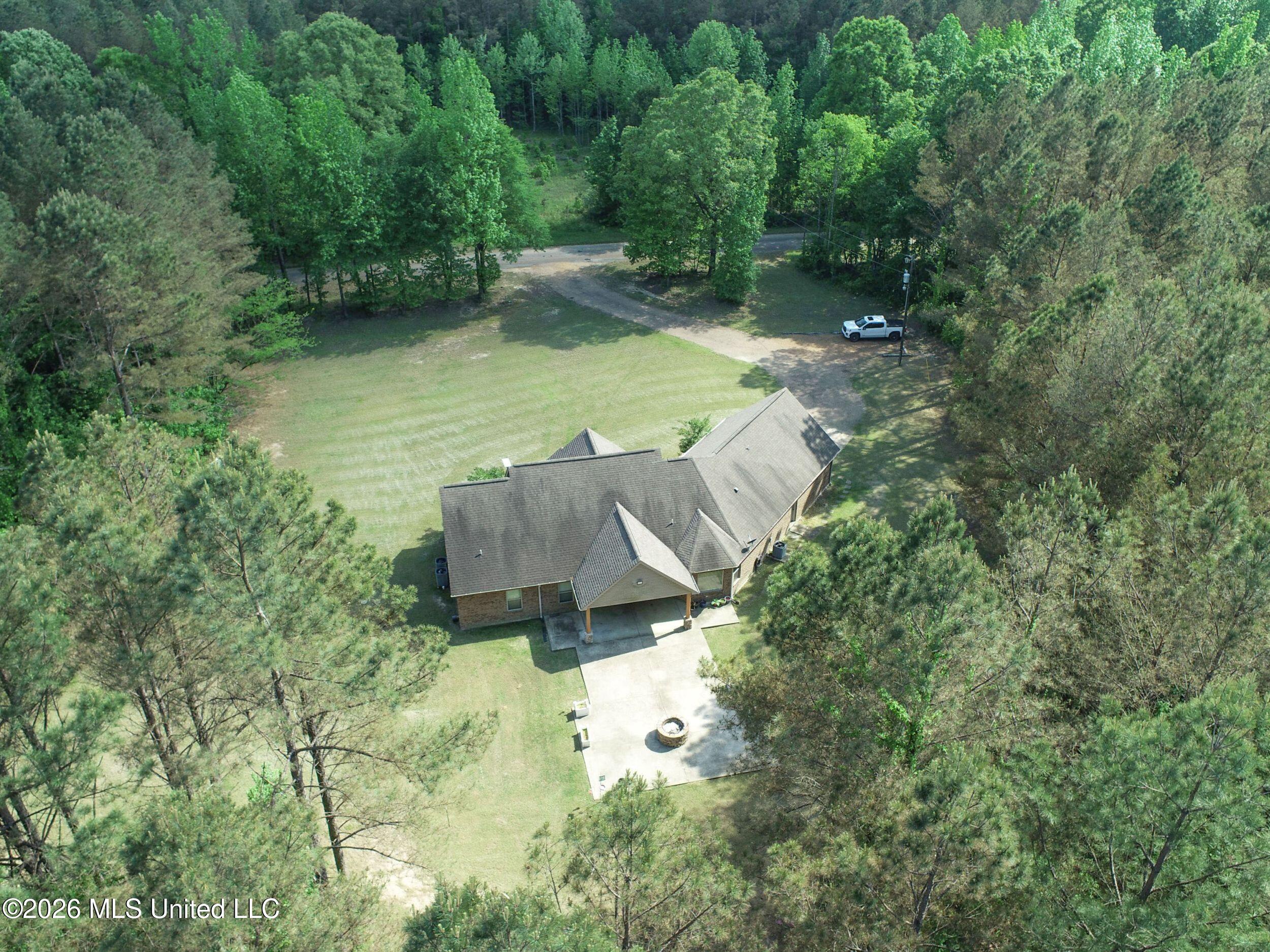 1407 McClyde Road Como, MS 38619 - Photo 10 of 110 2brmcld9