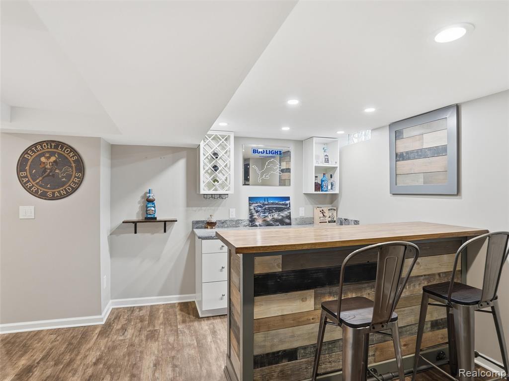 42902 Saxony Road Canton, MI 48187 - Photo 40 of 54 Gallery Image 40
